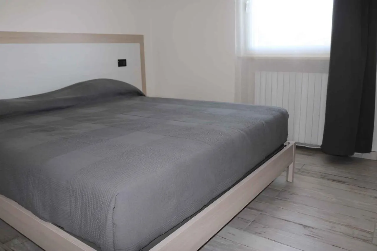 Apartment In Lazise - Gardasee 40490 Italy